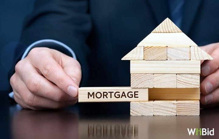 The Benefits and Risks of Co-Signing for a Mortgage